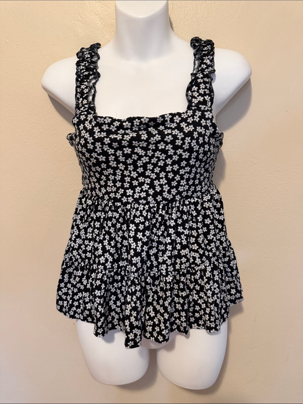 SO Black Tank with White Daisy Print Peplum